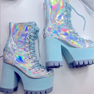 FROSTBITTEN PLATFORM BOOTS
